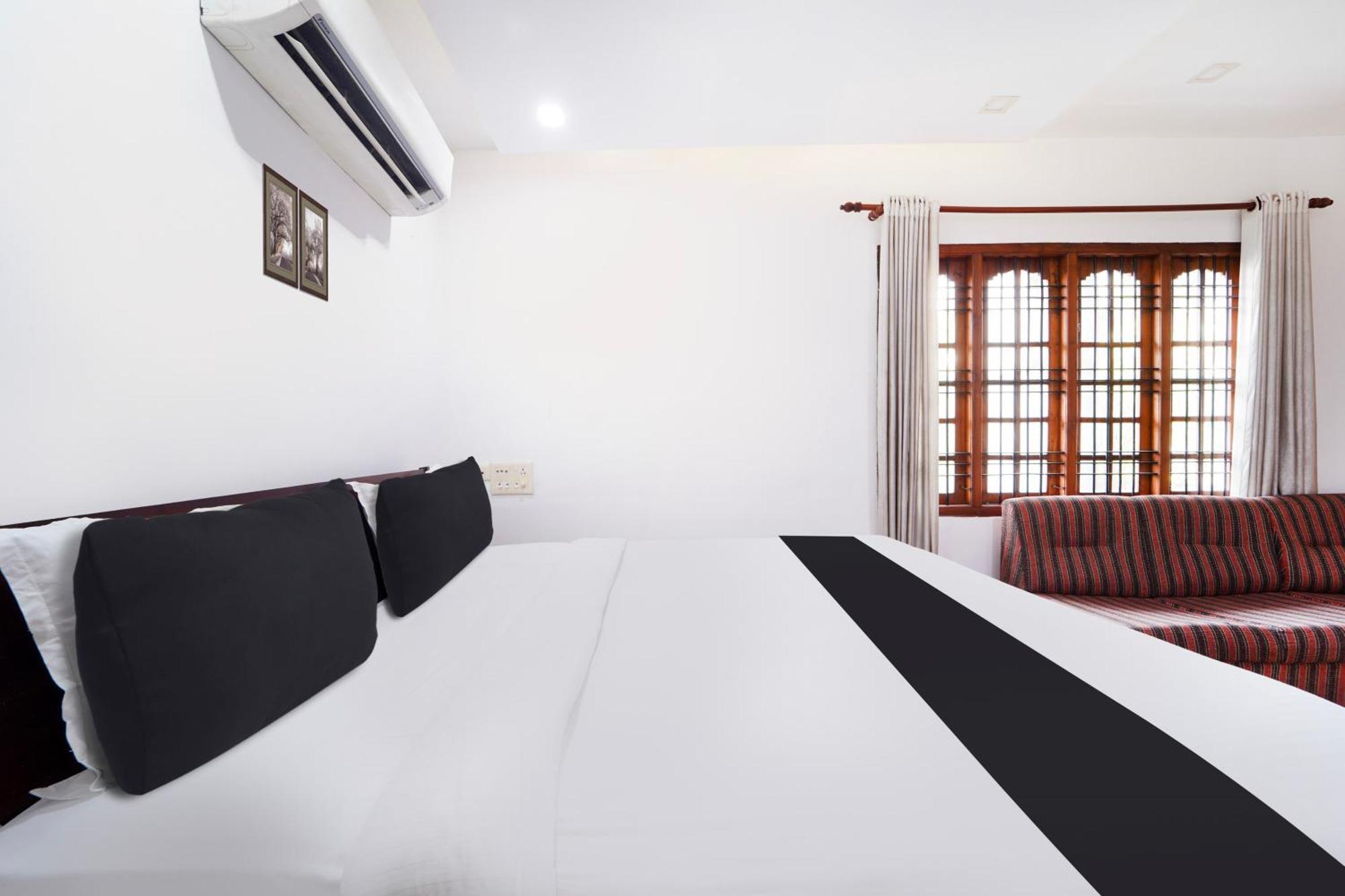 Super Townhouse City Center Ernakulam Kochi المظهر الخارجي الصورة