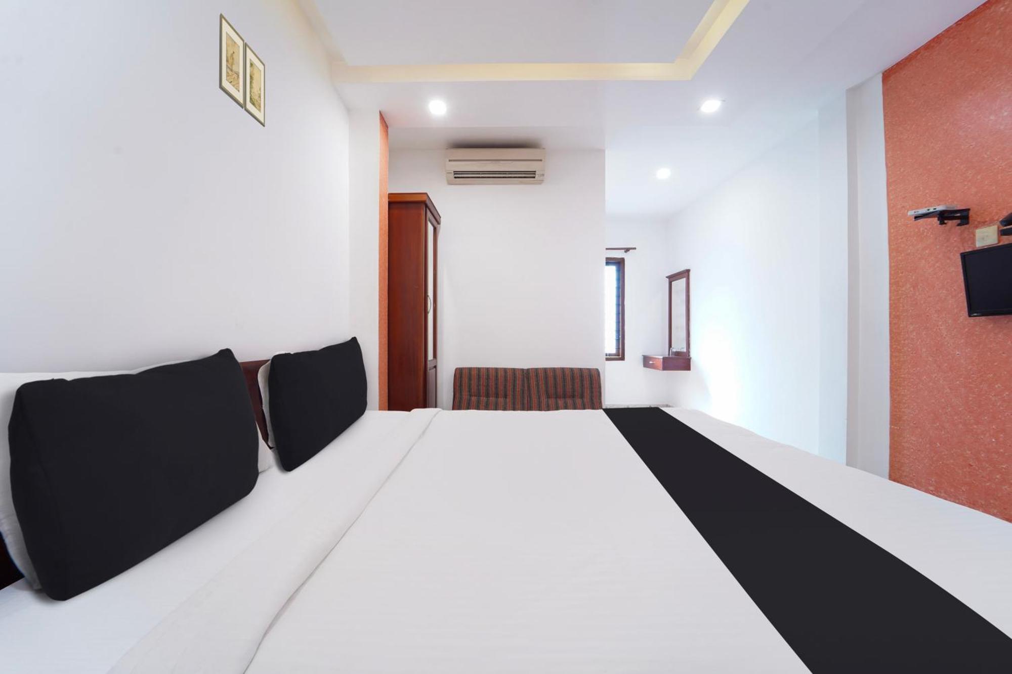 Super Townhouse City Center Ernakulam Kochi المظهر الخارجي الصورة