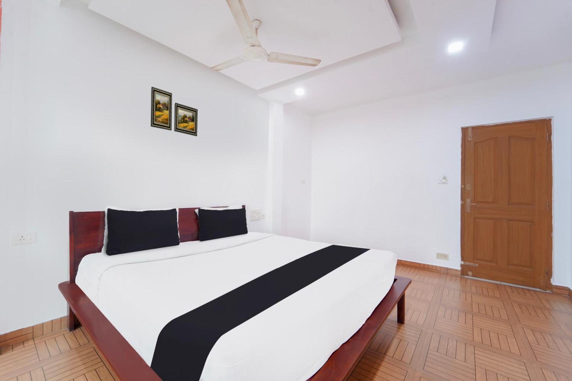 Super Townhouse City Center Ernakulam Kochi المظهر الخارجي الصورة