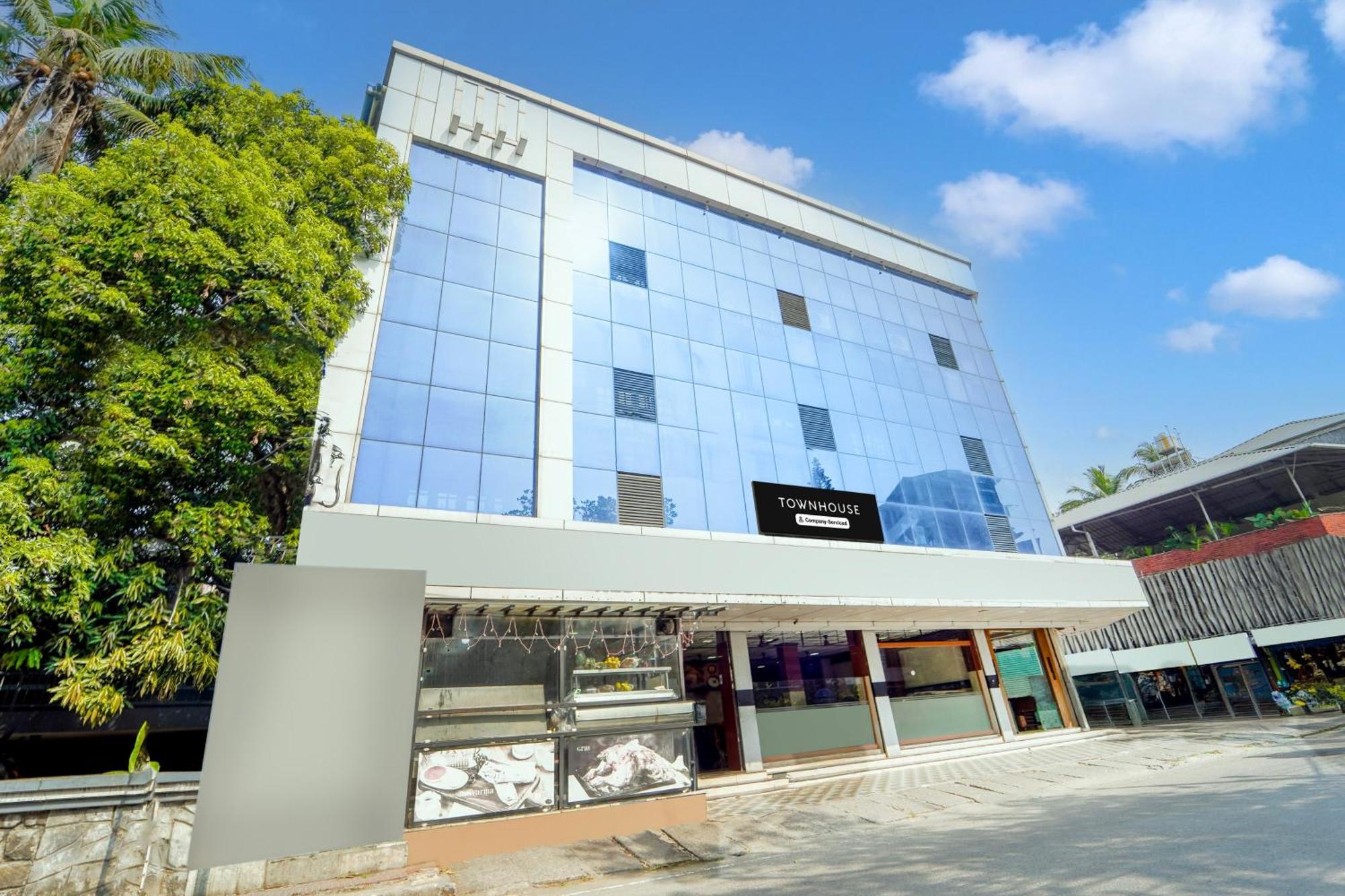 Super Townhouse City Center Ernakulam Kochi المظهر الخارجي الصورة
